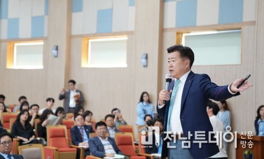 빛나는 제주미래, 지역혁신(RIS)사업으로 열어간다