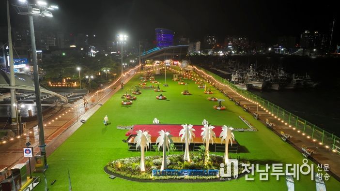 완도군에서 열린 정원 페스티벌 야간 전경