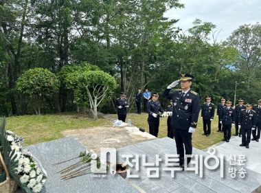 완도해경, 제68회 현충일 충혼탑 참배로 호국영령 넋 기려