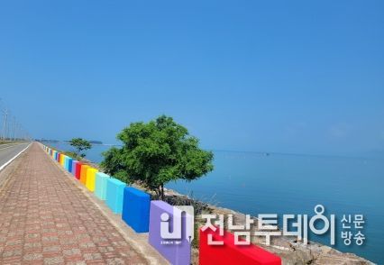 고흥군, 고흥만 수변노을공원 무지갯빛 해안도로 조성