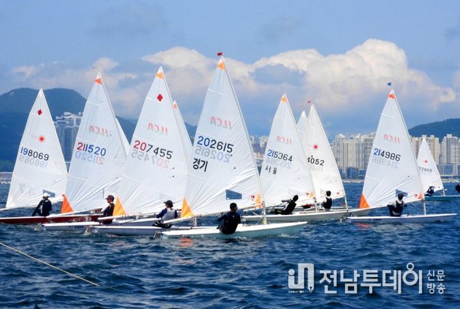여수 소호요트경기장에서 지난 8~12일까지 열린 ‘제20회 해양경찰청장배 전국요트대회’가 성황리 막을 내렸다.