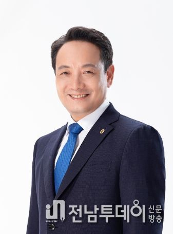 “동구형 광주다움 통합돌봄 ‘주거편의’ 지원 신청하세요!”