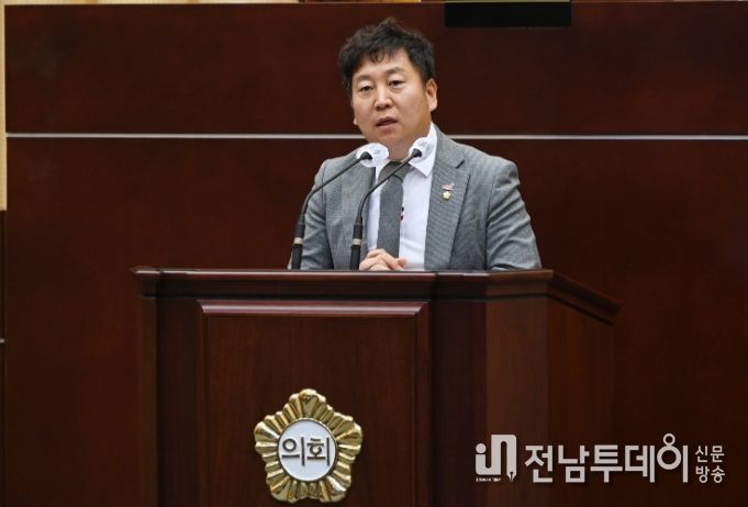 발언 중인 김균호 의원(사진=김균호 의원 제공)