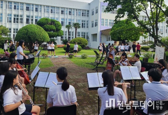 등굣길 귀호강 프로젝트 Morning Concert