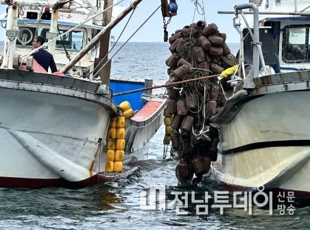 고흥군, 청정한 바다환경 위해 어업인과 구슬땀