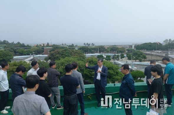 상하수도본부, 소규모 스터디 런치 모임(일출기상) 운영