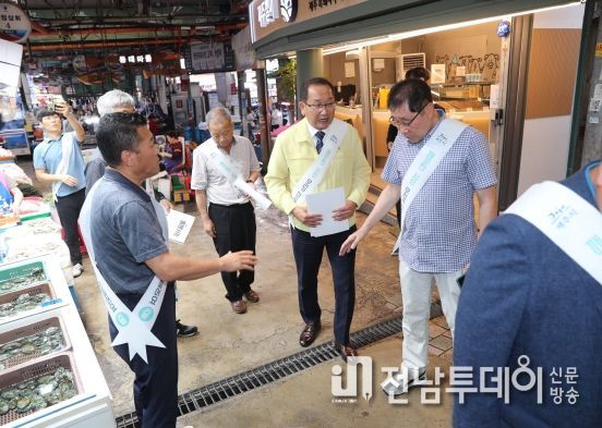 강병삼 제주시장, 제주시와 동문시장 상인회 발대식 참석