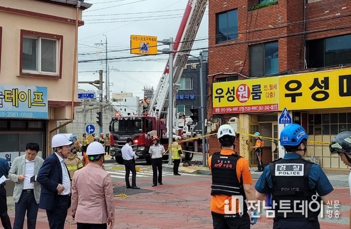 1. 지난 14일 건물 붕괴 위험 신고가 접수된 5층 상가 건물