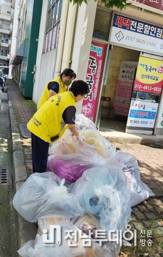 신가동 지사협 이불 세탁 전달