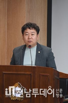 발언 중인 김균호 의원(사진=김균호 의원 제공)