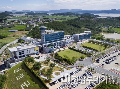신안군 자녀있는 가족, 신혼부부 월 1만 원 입주 주택