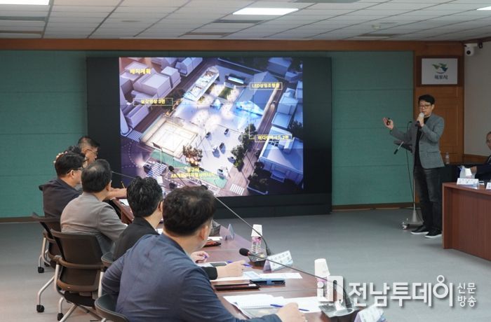 목포시가 구 목포세관 일원을 디지털 체험공간으로 변화시킨다.