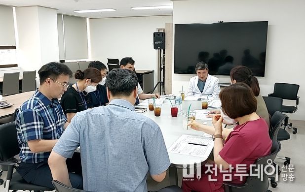 의료기관 방문 설명 사진