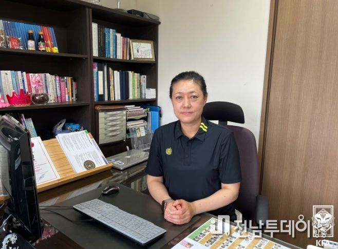 문경시에 위치한 국군체육부대에서 만난 상무 이미연 감독.