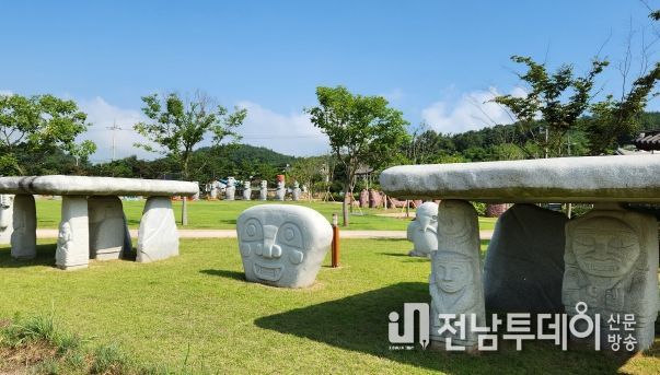 세계 거석 테마파크 전경 사진