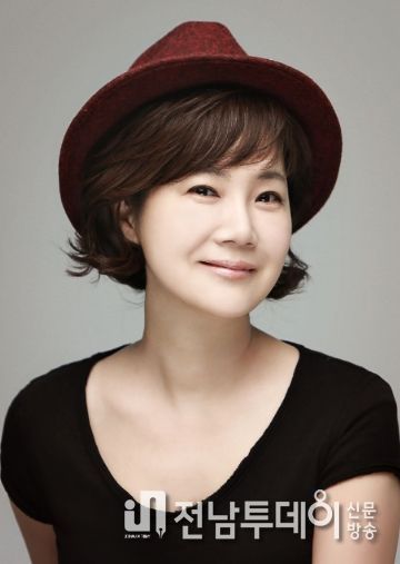 뮤지컬 예술감독 양미경 프로필사진