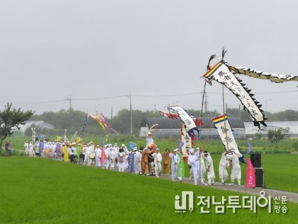 광주광역시 서구, 서창만드리 풍년제 ‘이색 공연’으로