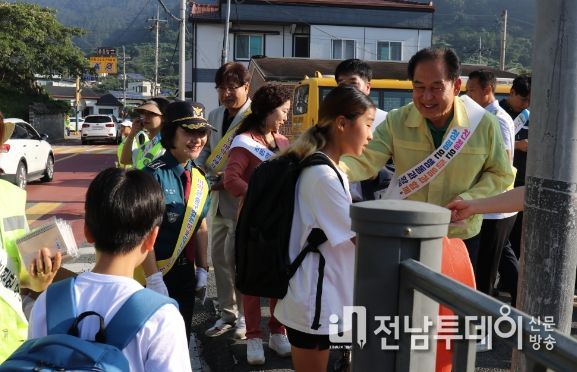진도군, ‘학교폭력 예방’ 홍보 캠페인 실시