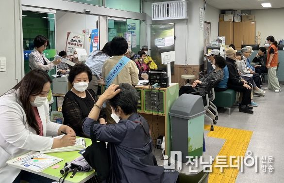 광주 서구, 풍암동 찾아가는 치매 조기검진 실시