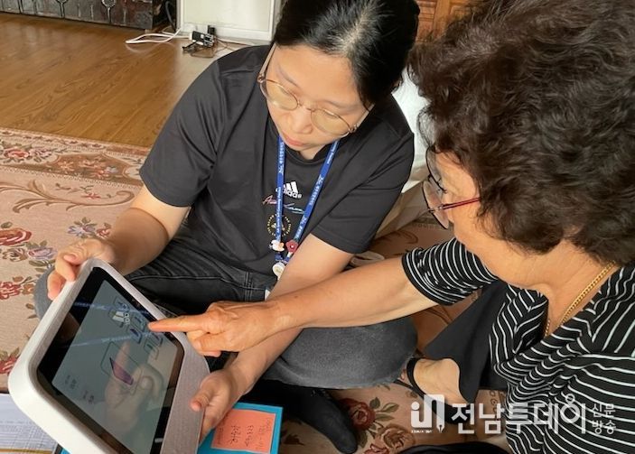 AI스피커 방문형 인지강화프로그램