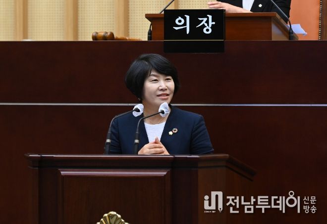 광주광역시 서구의회 오미섭 의원, 제314회 임시히 중 본회의 예산결산특별위원회 위원장 및 부위원장 선출사항 보고(사진 = 서구의회 제공)