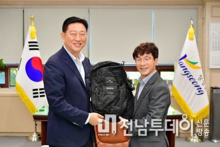 장성군 “미래 꿈나무 위한 기부 실천”