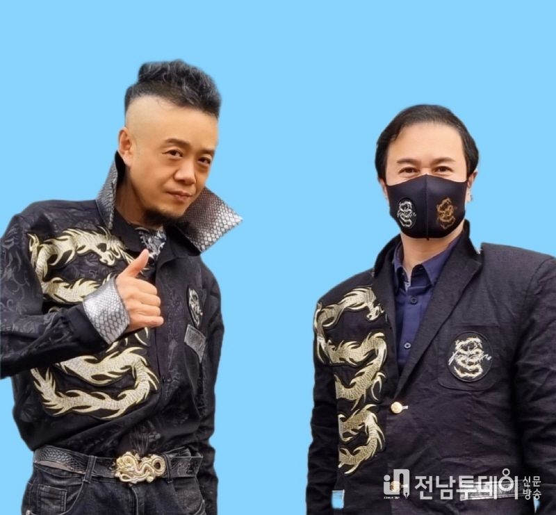 사진=대한경호협회 이건찬 회장(왼쪽)과 한류명품 브랜드 최야성의 최야성 회장(오른쪽)