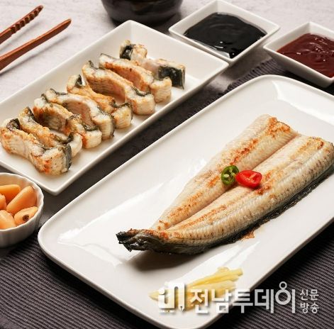 화순군, 민물장어 소비 촉진 시식·판매행사 개최『2023 화순 고인돌 가을꽃 축제』