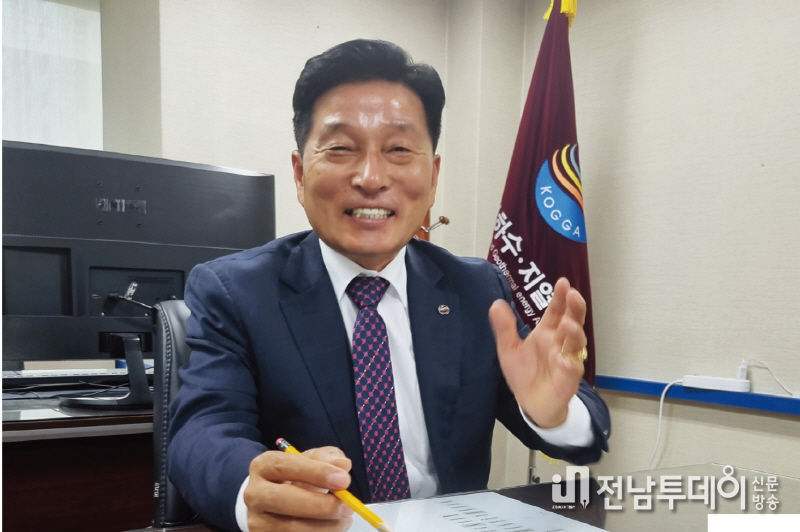 지하수는 안보와 직결된다고 강조하는 한국지하수 지열협회 전동수 회장