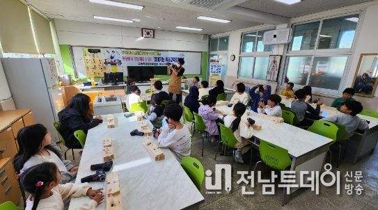 구례 목재문화체험장“ 찾아가는 목공 교실 ”인기 만점