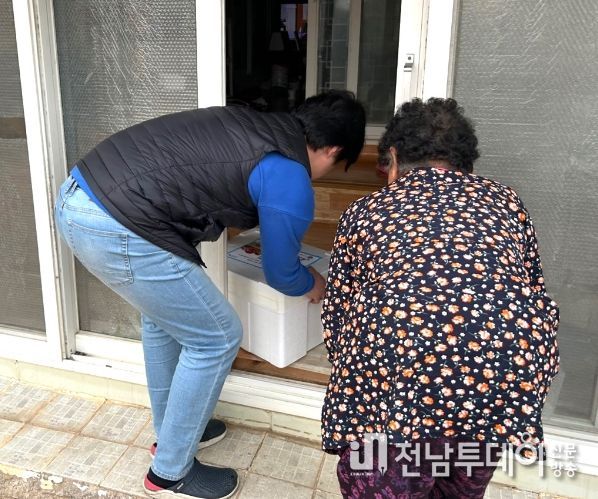 장성군, 취약 주민에 건강 먹거리 지원