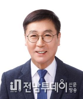 정재봉 광산구의원(더불어민주당, 송정1·2동·도산동·어룡동·동곡동·평동·삼도동·본량동)