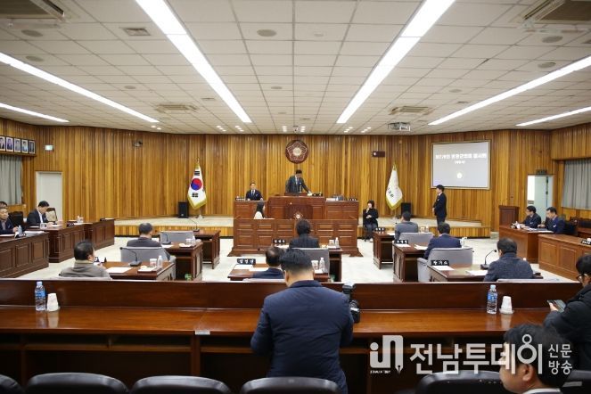 영광군의회, 해상풍력 송전선로 건설에 적극 대응키로