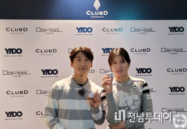 큐티풀 박현경(23,한국토지신탁), 쇼트트랙 선수 곽윤기(34,고양시청)