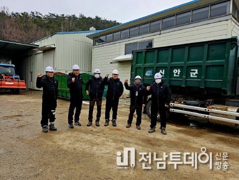 신안군 폐페트병 재활용 방한복, 환경미화원의 겨울이 ‘훈훈’