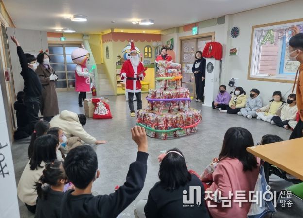 복지동행 테마사업“산타원정대”진행