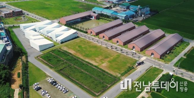 화순군 능주면에 소재한 포프리 본사의 전경 모습.