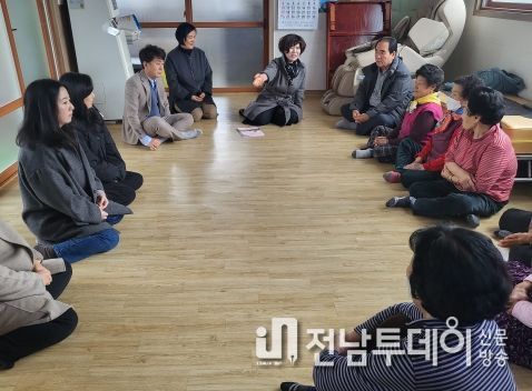 장흥 유치면 찾아가는 행정으로 주민소통 활발