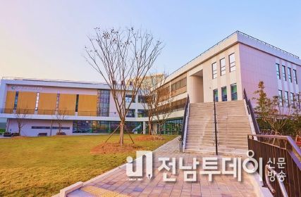 화순군청소년수련관 전경