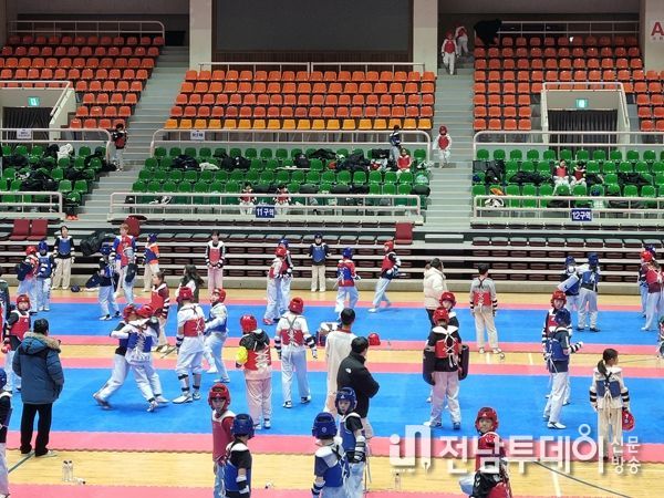 여수시, 전국 우수학교 초청 스토브리그 태권도 대회 개최