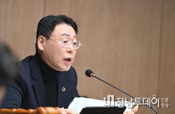 광주 서구의회 오광록 의원이 제318회 임시회 중 상임위원회에서 발언하고 있다. (사진 = 오광록 의원 제공)