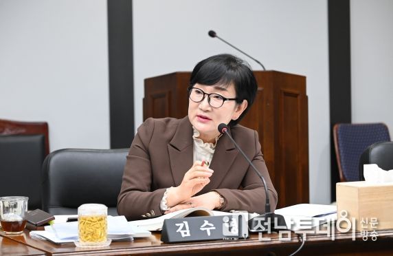 제318회 임시회 중 발언 중인 김수영 서구의원 (사진 = 김수영 의원 제공)
