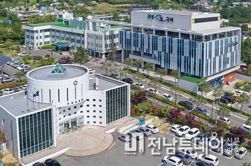 구례군, 우리 밀 월동 후 재배관리 현장 기술지원 추진
