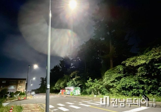 횡단보도 안전조명등 조도개선사업 후