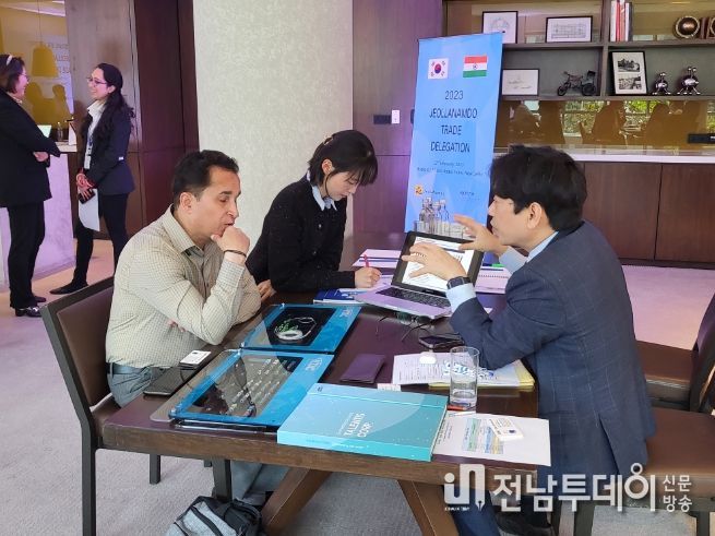 전남 인도 시장개척단 수출상담