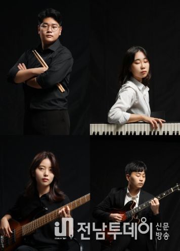 버클리음대합격자(왼쪽부터 시계방향으로 신원주, 정결, 정수연, 정우영)