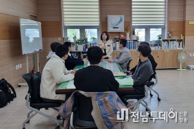 곡성군, `공중보건의사 간담회`통한 의료 서비스 강화 모색