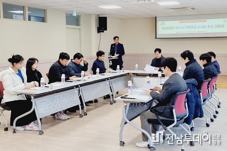 간담회 사진