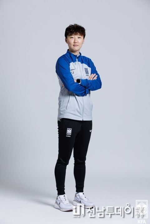 여자 U-20 대표팀 박윤정 감독