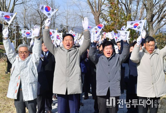 장성군, 삼일절 맞아 독립유공자 가족 위문